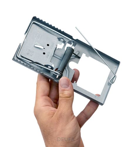/assets/images/3/deufa-fox-rattenfalle-schritt-01-354aa3b1.jpg